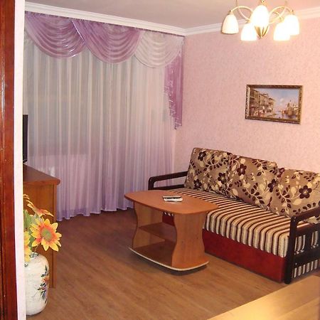 Studio On Stalevarov Near Meduniversity Zaporizhia Luaran gambar